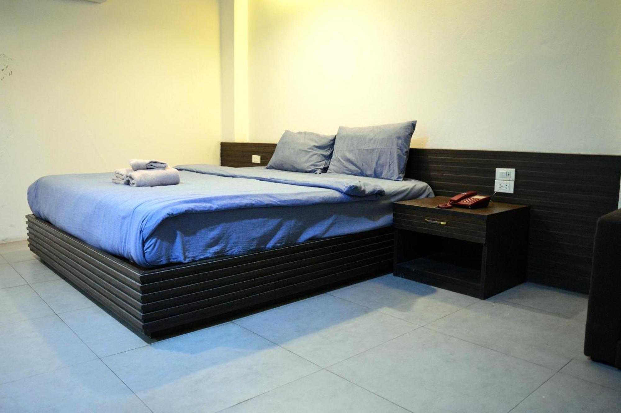 De Nawarat Chiangmai Boutique Apartment Chiang Mai Bagian luar foto