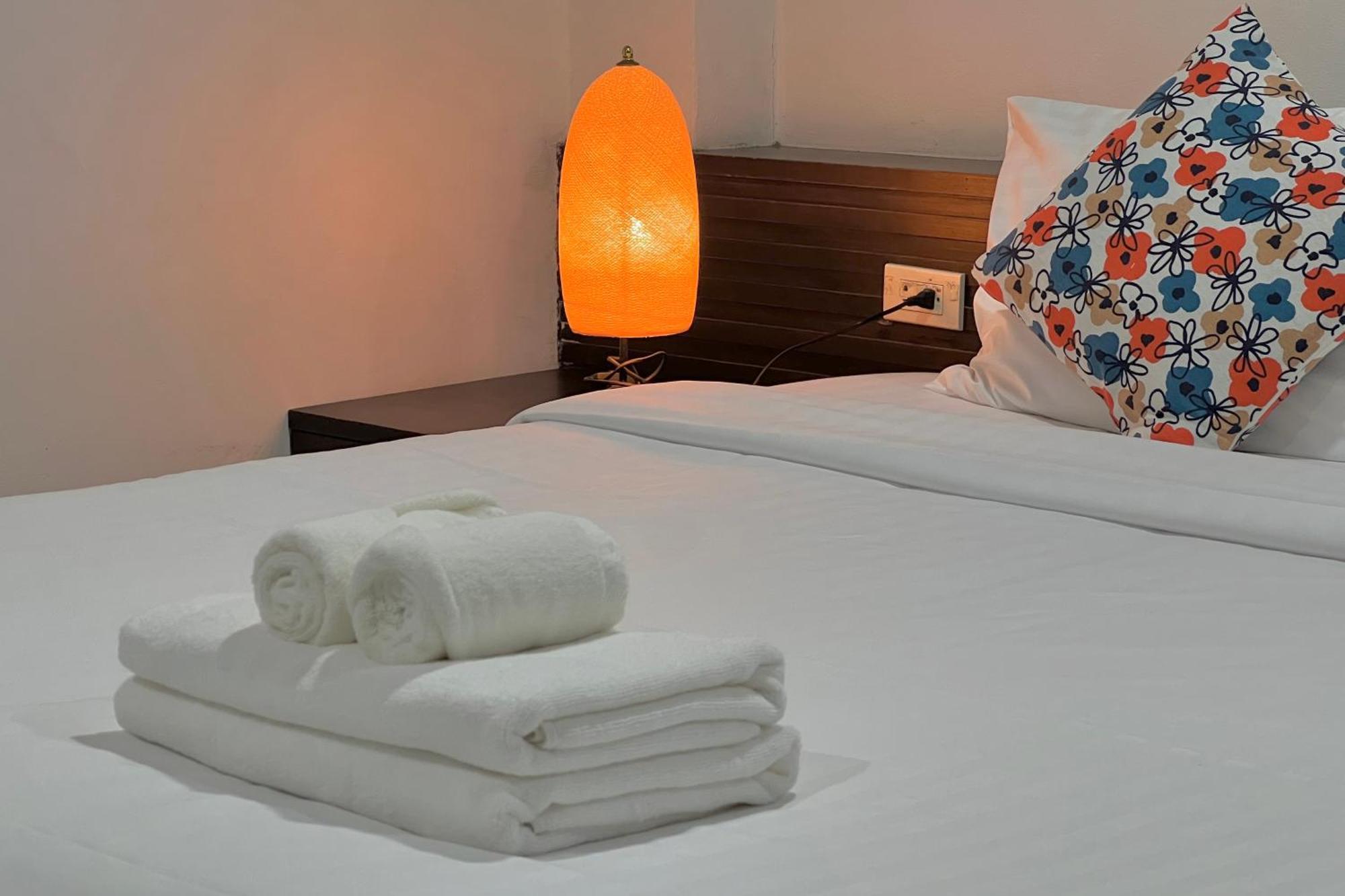 De Nawarat Chiangmai Boutique Apartment Chiang Mai Bagian luar foto